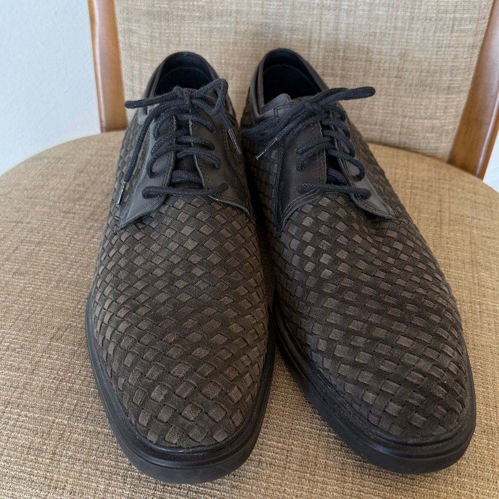 NEW Donald J. Pliner “Eloi” oxfords